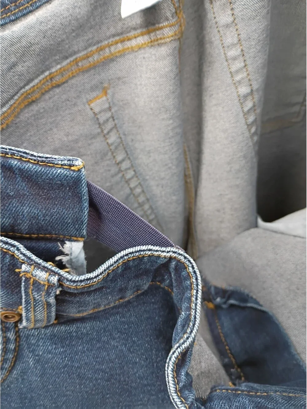 John Blair Jeans Mens 44x34 Blue Denim Straight Leg Adjustable Waist Med Wash